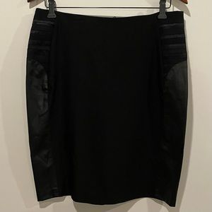 Faux Leather Detail Pencil Skirt